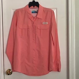 Magellan Outdoors PFG fishing shirt Women’s